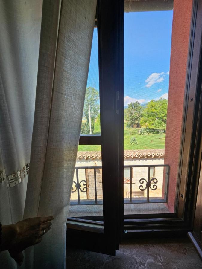 La Casa Dei Tigli Bed & Breakfast Cannara Екстериор снимка